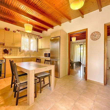 Cozy Family Friendly Apartment With Large Garden Close To Beaches - Dirella Kynopiástai Extérieur photo