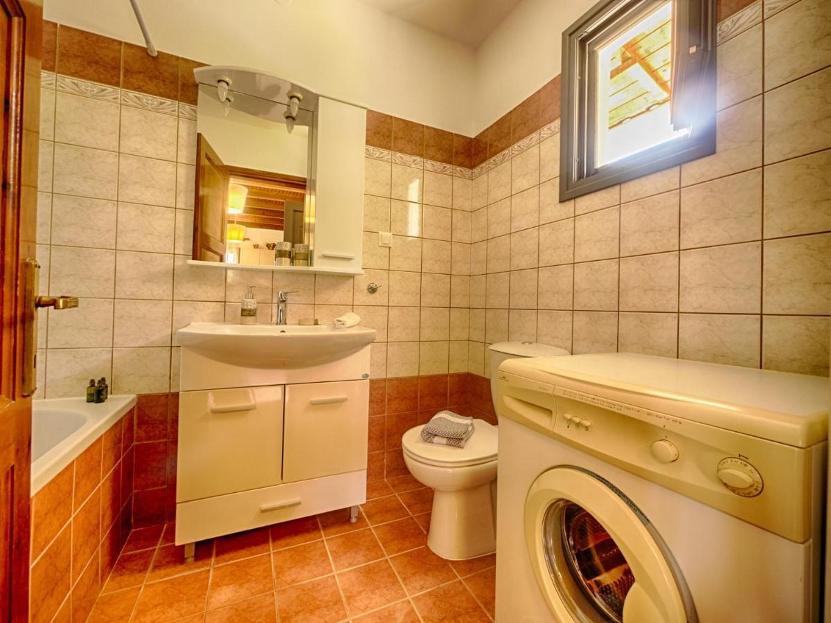 Cozy Family Friendly Apartment With Large Garden Close To Beaches - Dirella Kynopiástai Extérieur photo